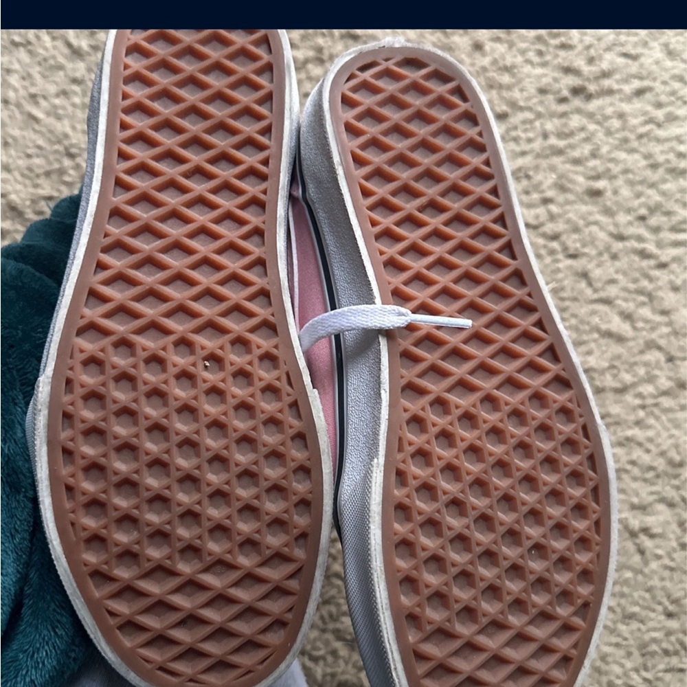 Pink vans - Picture 3 of 3
